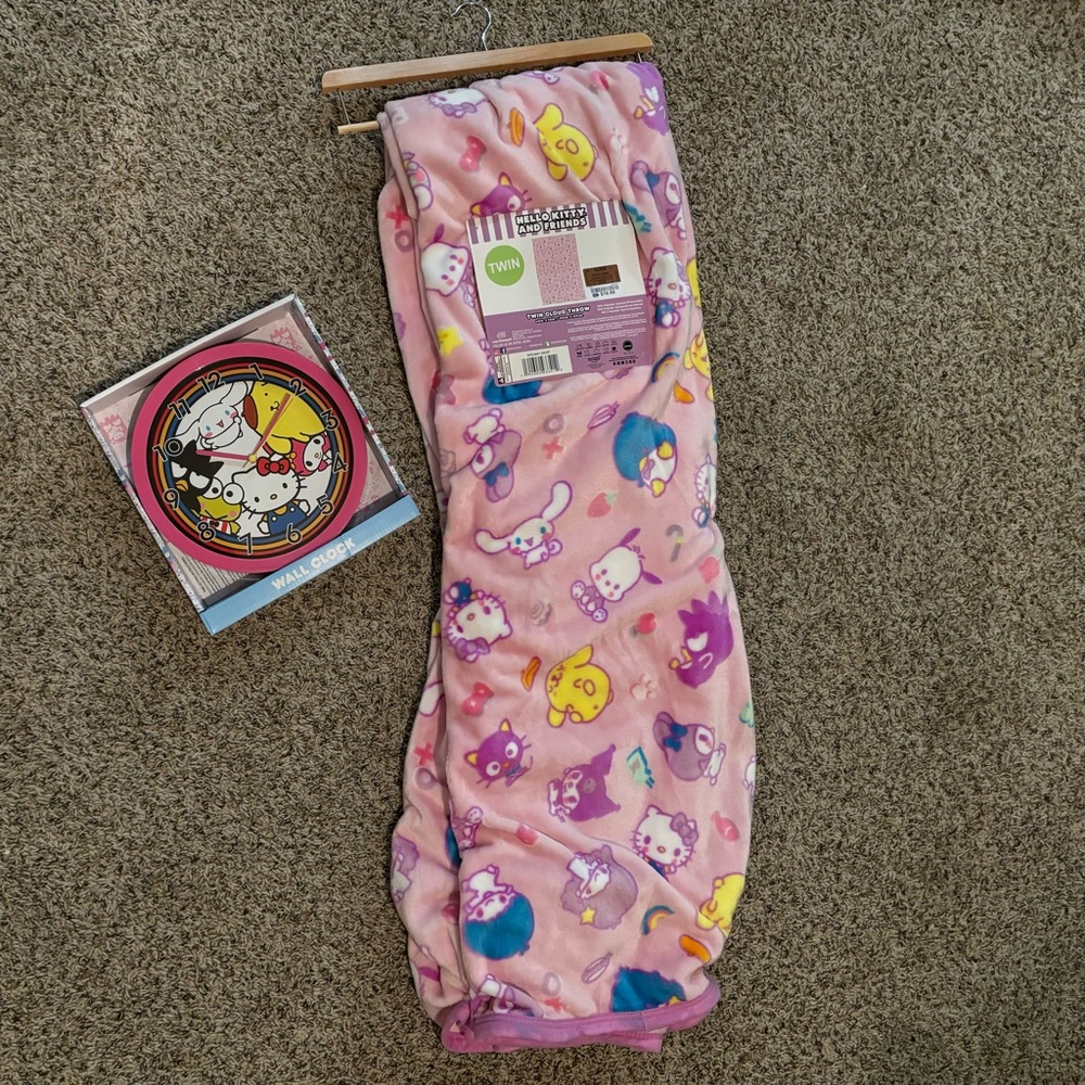 Hello Kitty Blanket